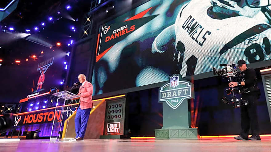 Texans NFL Draft Rumors: What’s Real, What’s Smoke & What to Watch