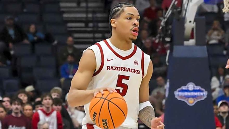 Acuff's Big Night Lifts Razorbacks to Semifinals of SEC Tournament