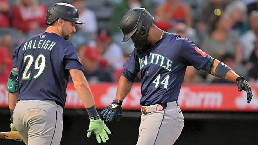 Cal Raleigh & Julio Rodriguez look to avenge the Mariners' heartbreaking finish of 2025