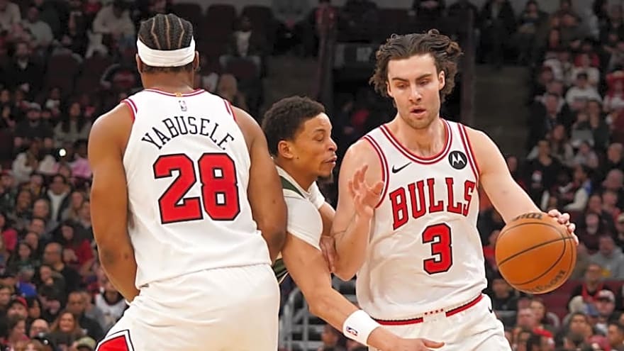 3 Takeaways & Player Grades: Chicago Bulls Use Crazy 4th Quarter to Snap 11-Game Skid