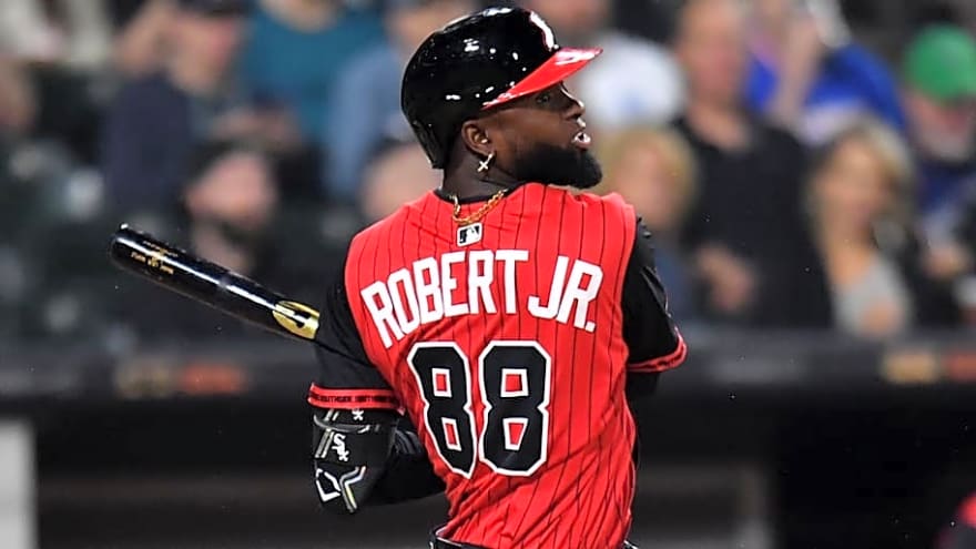 Hypothetical Trade Package Sends Luis Robert Jr. to Rays To Fill Outfield Need