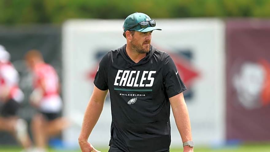 McMullen: Injuries, Stalled Run Game Leave Eagles Offense Looking Familiar to Kevin Patullo Era