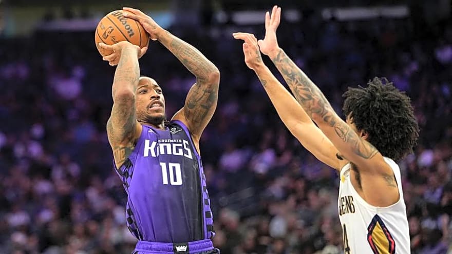 DeMar DeRozan Could Be Exactly What Knicks Need Off Bench