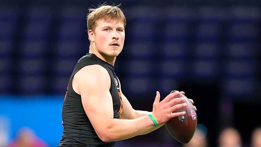 Jets Linked to Unique 'Taysom Hill-Like' QB Prospect