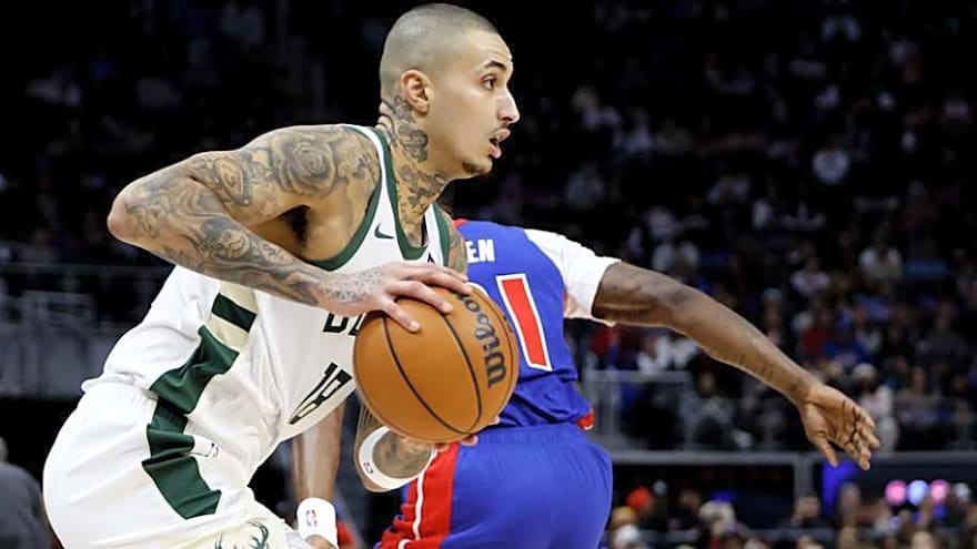 Giannis era could be nearing end if Bucks frontcourt slump continues