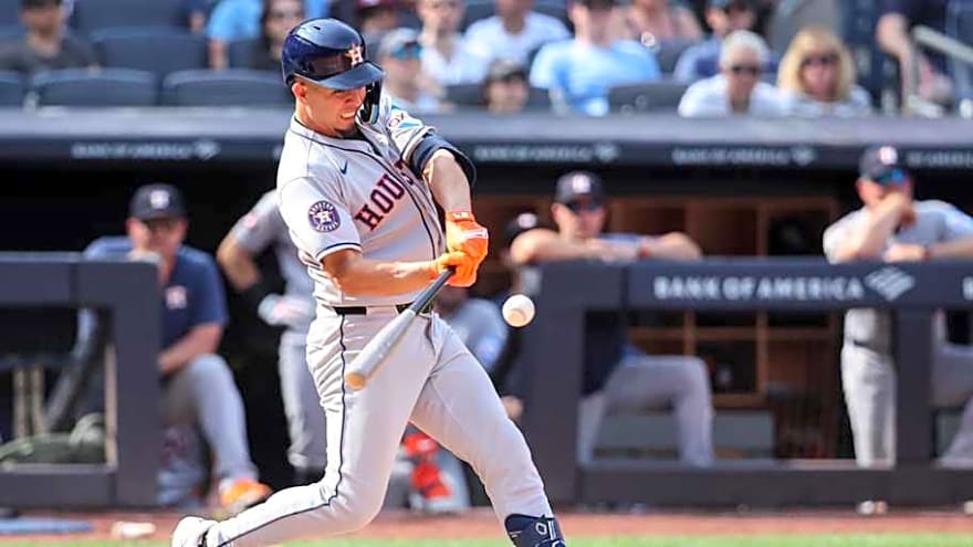 Ramon Urias Could Have Bigger Role Than Expected with Cardinals, Insider Says