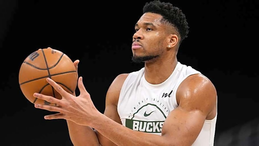 Knicks Reportedly Passed on Acquiring Giannis Antetokounmpo Twice