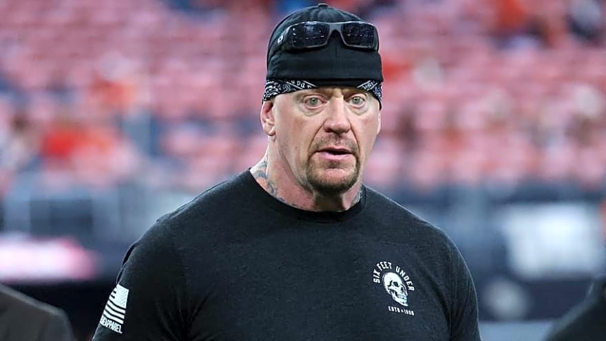 Arkansas’ SEC Losing Streak Has Become CFB's Version of 'The Undertaker'