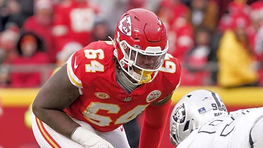 Chiefs Offense Has Just 1 Position Battle in Early Depth Chart