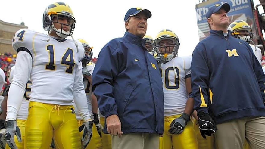 Grandson of legendary Michigan coach Lloyd Carr flips to Wolverines in 2026 class