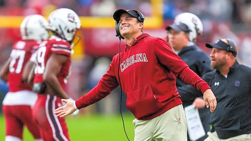 South Carolina Lands A Commitment from 2026 DL Noah Clark