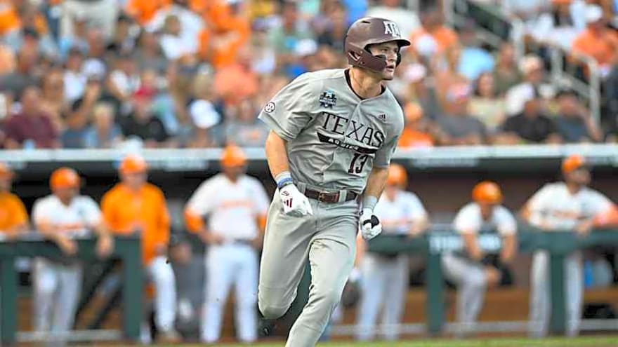 3 Texas A&M Aggies Make Preseason All-SEC Team
