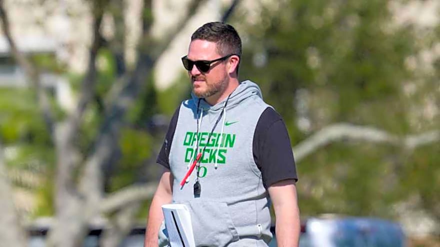 Key Additions and Absences At Oregon Ducks’ Peach Bowl Practice