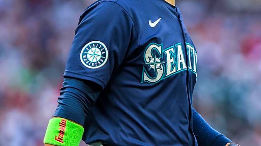 Mariners Projected $45M All-Star Slammed As Overpriced Free Agent