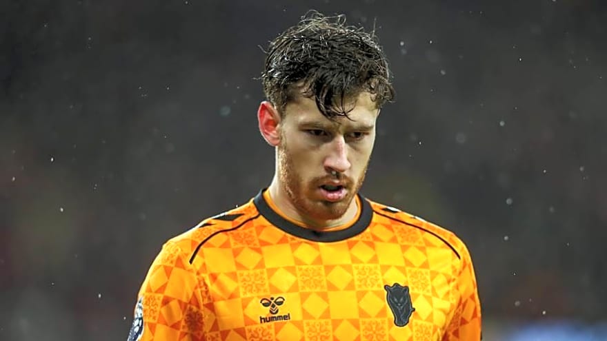 Sunderland’s Robin Roefs Ruled Out 2-3 Weeks: Melker Ellborg Set for Sudden Debut