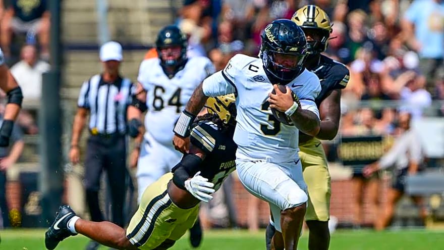 QB Report Card: How Did Gio Lopez Perform on the Road?