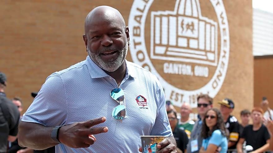 Cowboys Legend Emmitt Smith Makes Epic Dancing With The Stars Super Bowl Night Cameo