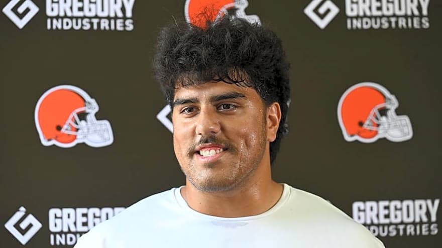 Browns Set Their Starting Offensive Line Ahead of 2026 Season