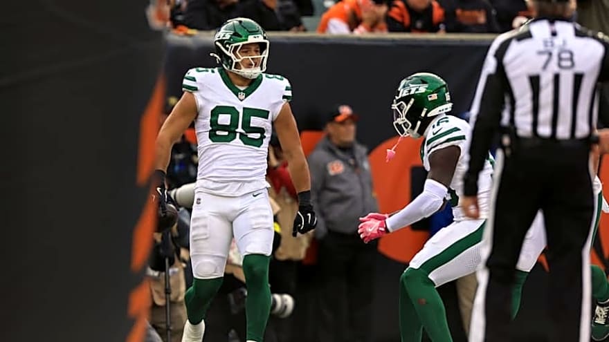 Aaron Glenn Points to 1 Jets Player Poised for a 2026 Leap