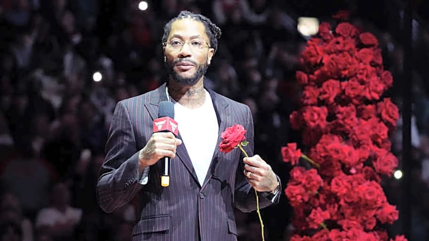 Michael Jordan Welcomes Derrick Rose to the Bulls' Rafters with Special Message