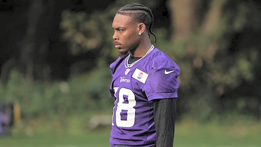 What are Vikings&#39; travel, practice plans for unique two-country trip?