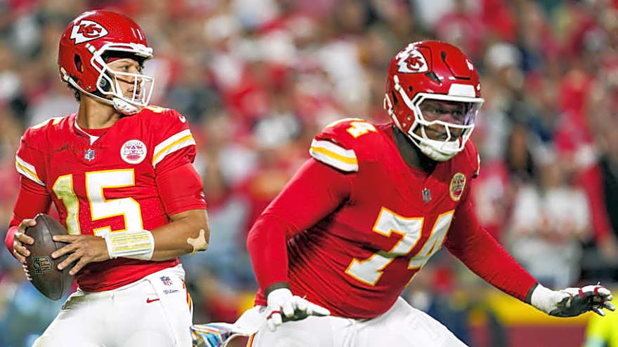 Why Chiefs Should Not Consider Offensive Line in First Round