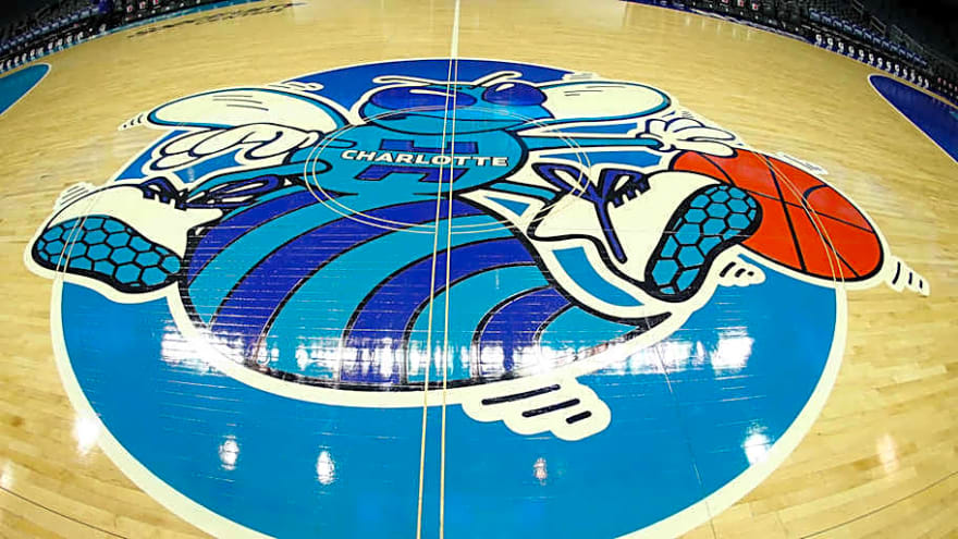  Charlotte Hornets Reportedly Trade For 10-Year NBA Veteran