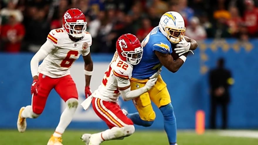 Chargers celebrate day off by watching long-awaited death of Chiefs&#39; AFC dynasty