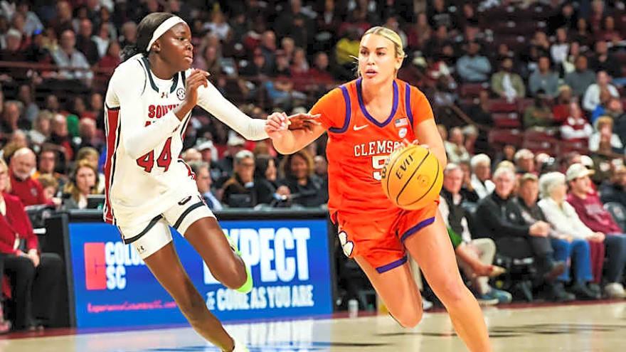 Clemson Women's Basketball Loses First Player to Transfer Portal