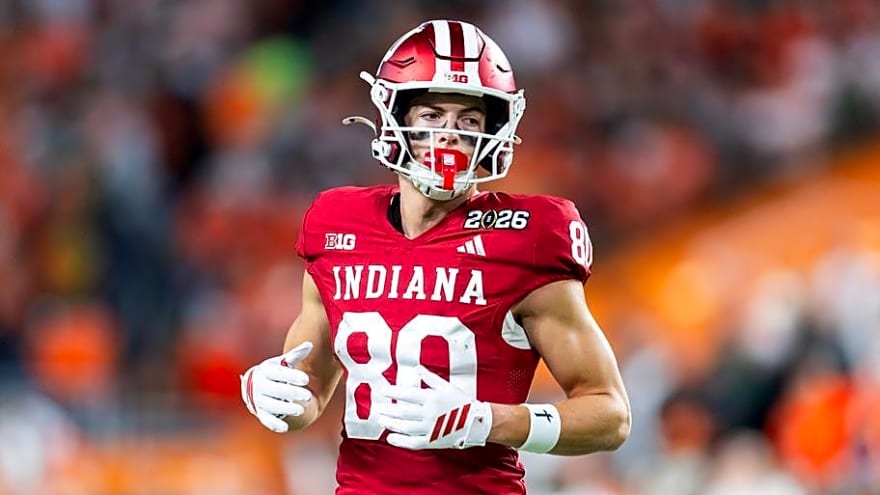 Indiana WR Charlie Becker Sees No Offensive Weaknesses: 'Where Do You See a Hole?'