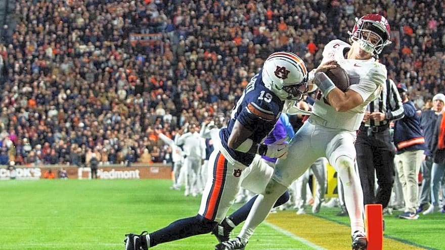 Auburn Receives Prediction to Lose Top-Level WR Commit to Alabama