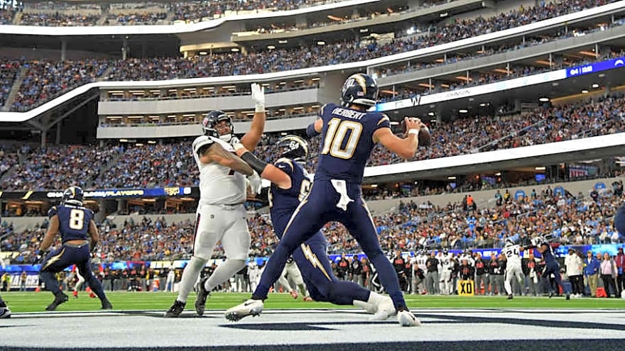 Former Chargers fan favorite has controversial take on Justin Herbert