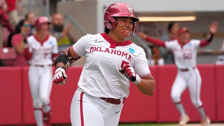 Ella Parker Blasts Three Homers as Oklahoma Overpowers Washington