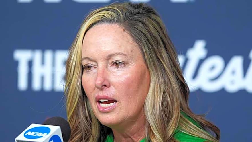 Oregon Softball's Ranking Shifts After Ducks' Up-And-Down Tournament