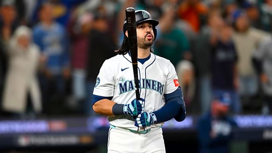 Eugenio Suárez Checks One Red Sox Box, Misses Another