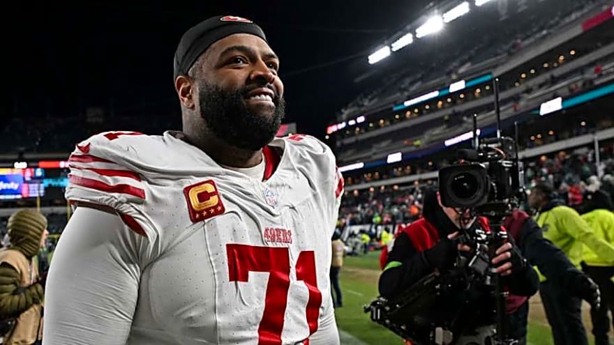 Bears Could Fill Massive Need in Free Agency With Future Hall of Famer