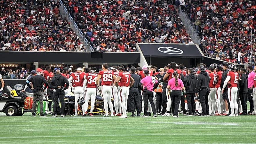 Falcons Get Update on LB Kendal Daniels After Scary Injury