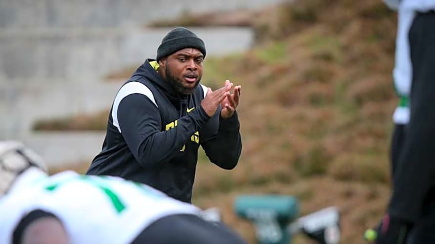 Oregon Ducks To Flip Four-Star Offensive Line Commit Tommy Tofi From Cal Bears?