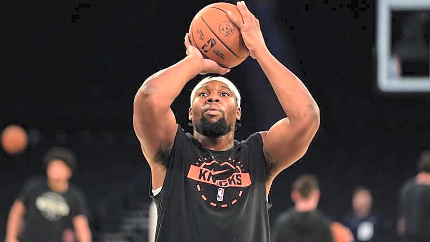 Knicks in Active Trade Talks Around Veteran Forward