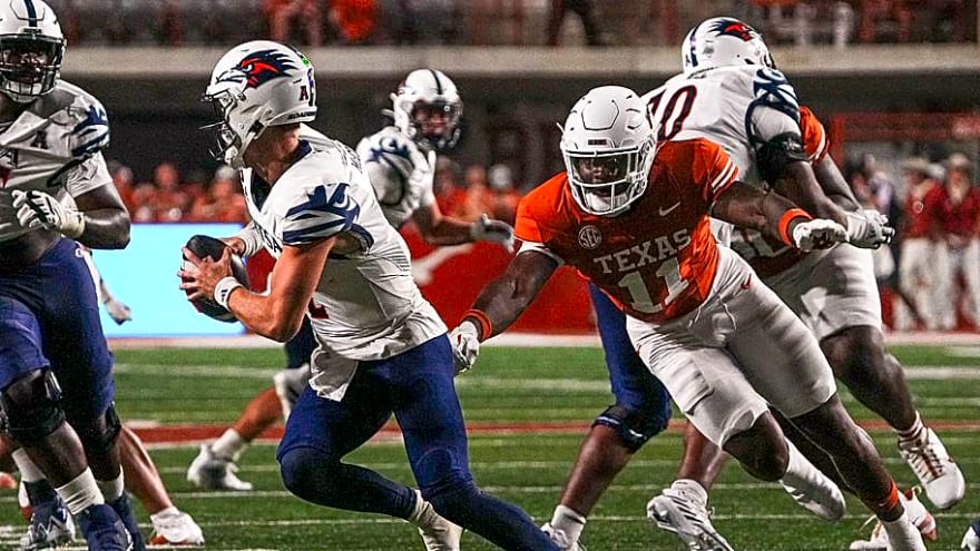 Texas vs. UTSA: Everything to Know About the Longhorns' Next Opponent