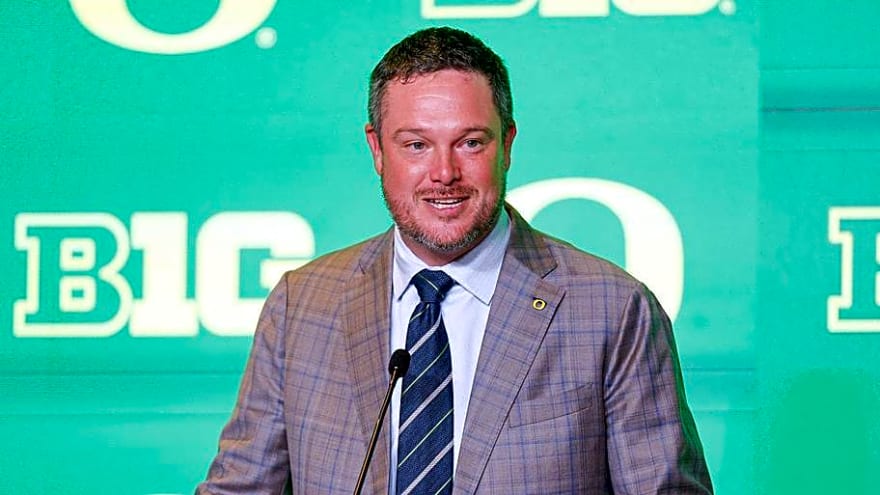 Dan Lanning Breaks Down Biggest Advantage for Oregon's New Coordinators