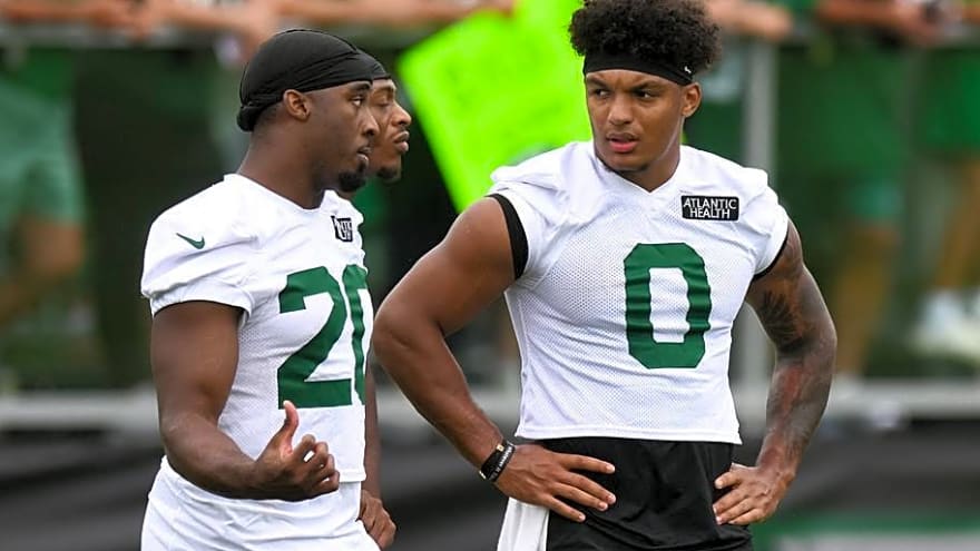 Aaron Glenn's Past Could Help Jets Unlock Breece Hall-Braelon Allen Tandem's Full Potential