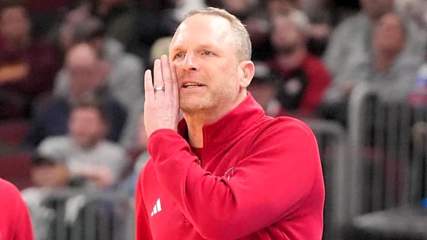 The Case For and Against Indiana Basketball Competing in NIT or Crown