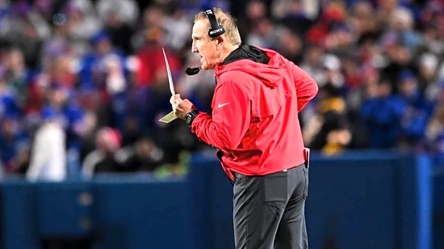 Two Reasons to Be Worried About Chiefs' Defense Entering the Regular Season