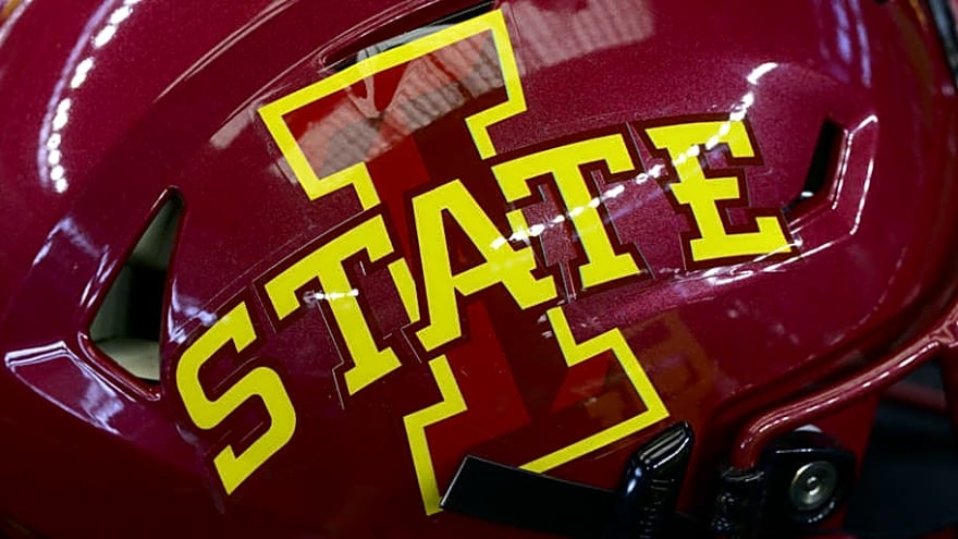 Iowa State Cyclones Make Freshmen Swap Along Defensive Line To Maintain Eligibility