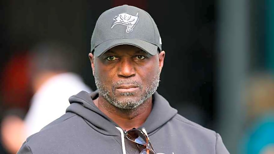 What are Buccaneers' playoff chances heading into final week of season?