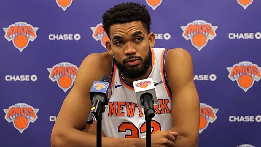 Knicks' Karl-Anthony Towns breaks silence on contract standoff with four-word update