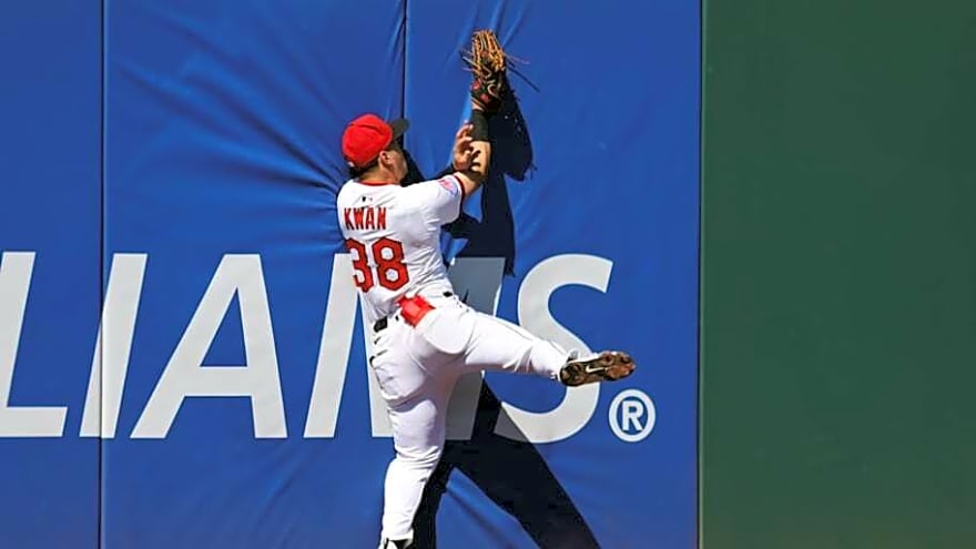 Four Cleveland Guardians players nominated as Gold Glove Award finalists