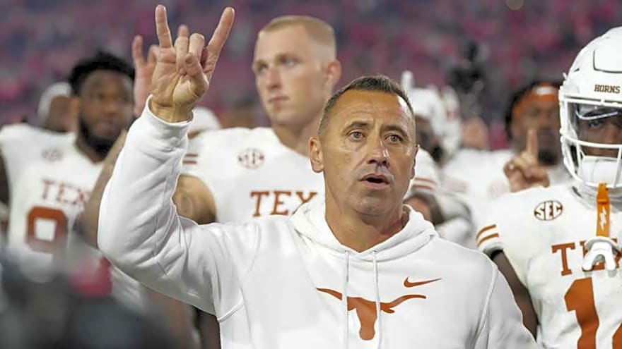 Texas Longhorns Make Top 11 For Elite Receiving Recruit
