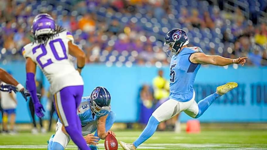 Titans Kicker Sets Unofficial Franchise Record